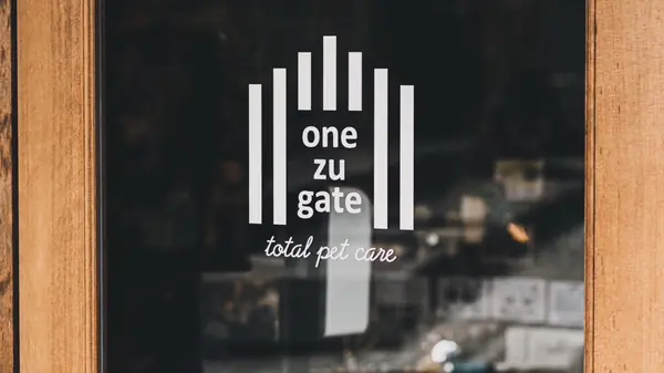 one zu gate